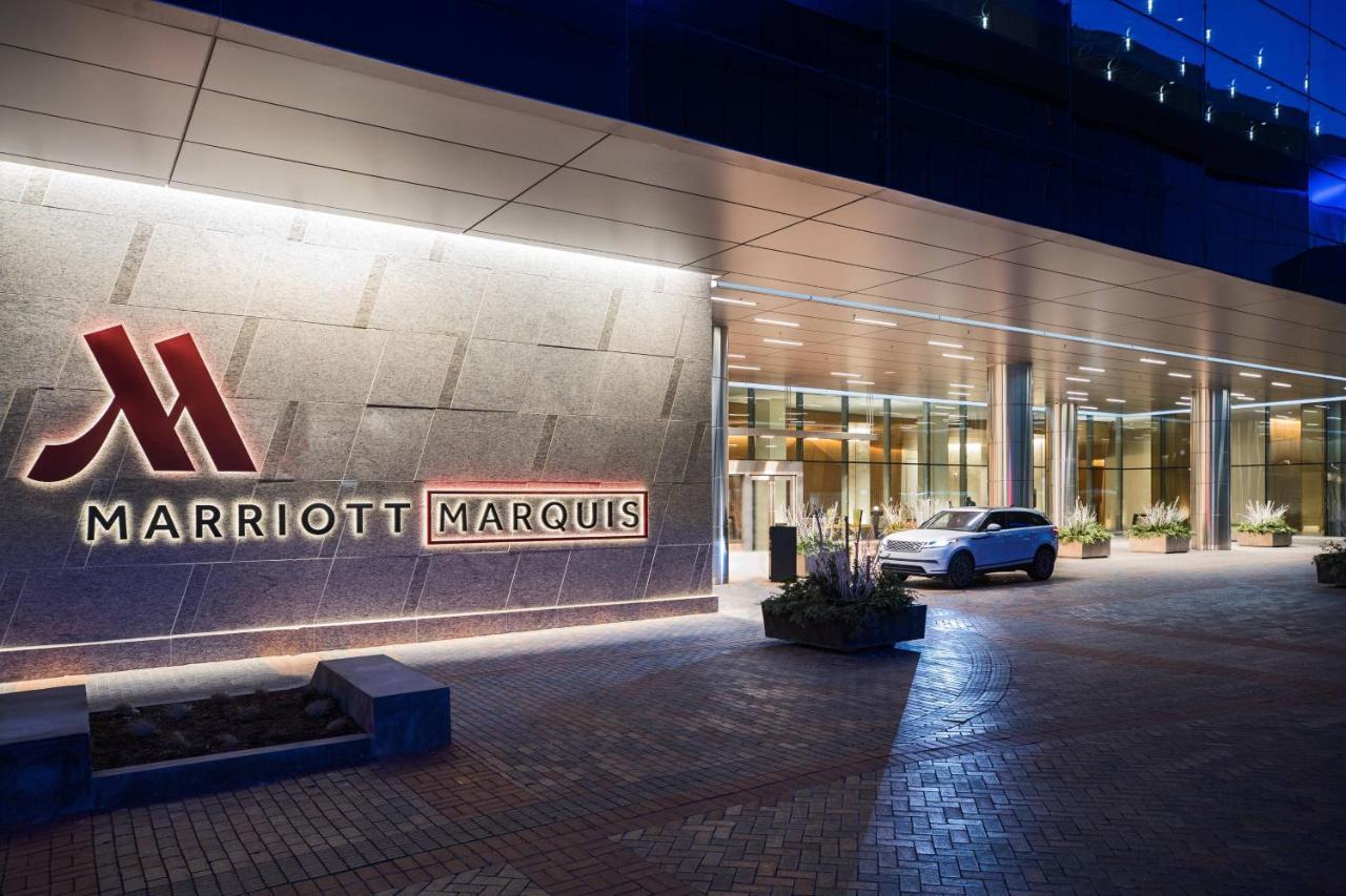 Marriott Marquis Chicago Hotel Exterior photo